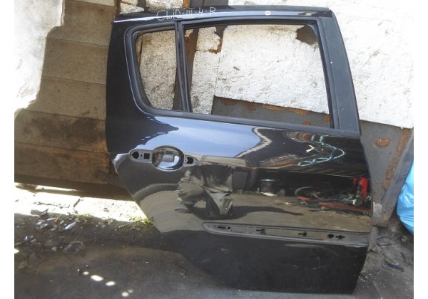 Дверка права задня Renault Clio III, 05-09, хетчбек